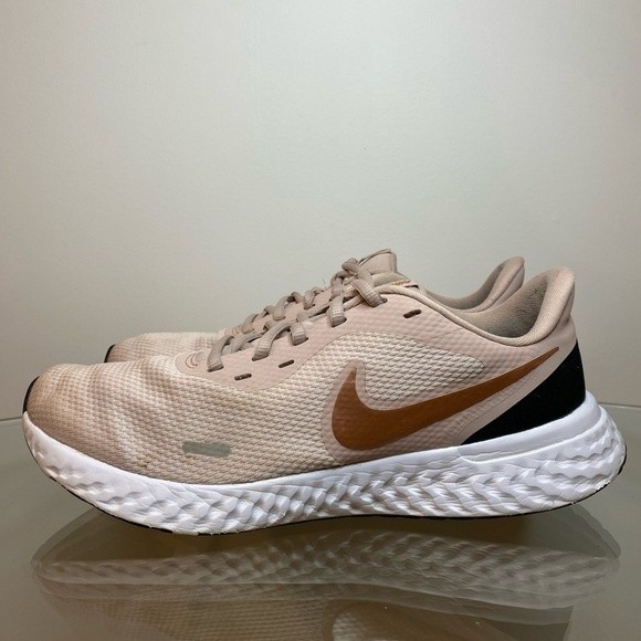 Nike Revolution 5 - Barely Rose - Picture 4 of 9